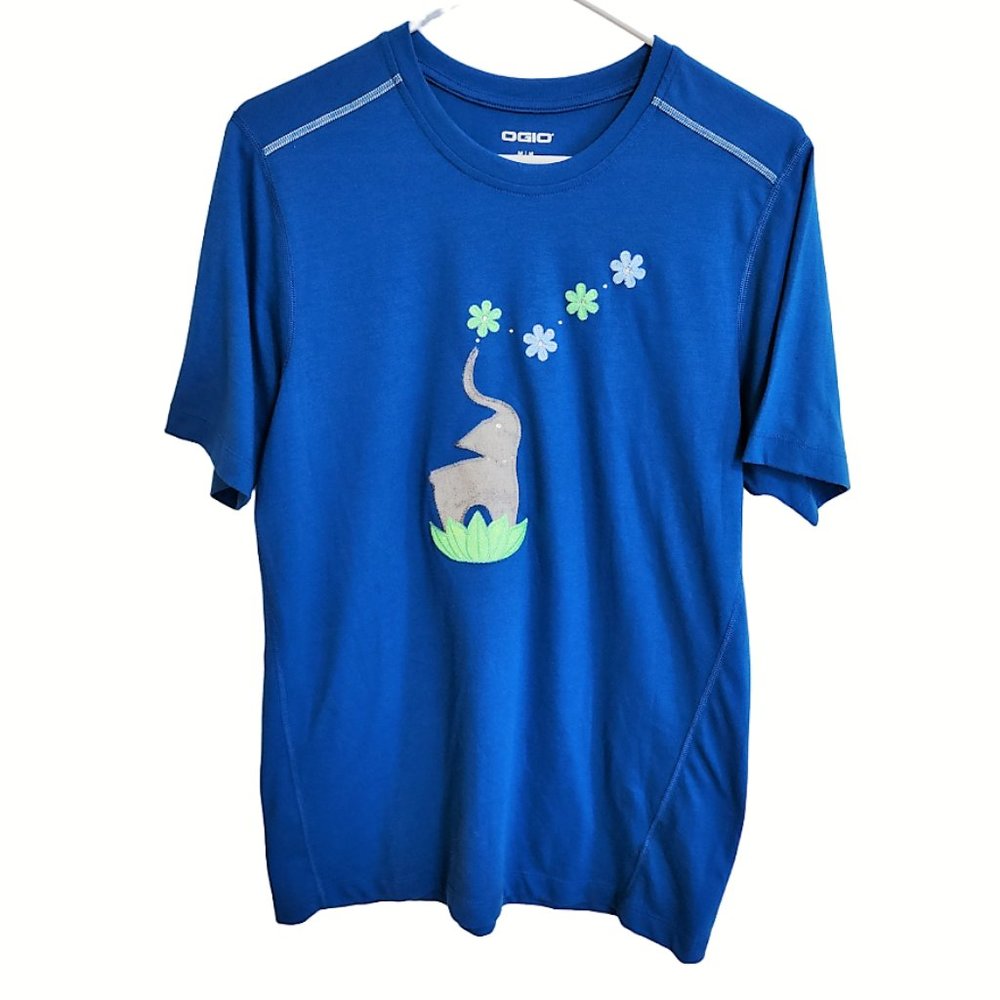 OGIO Blue Short Sleeved Tee Shirt w Elephant & Embroidered Daisies Size M